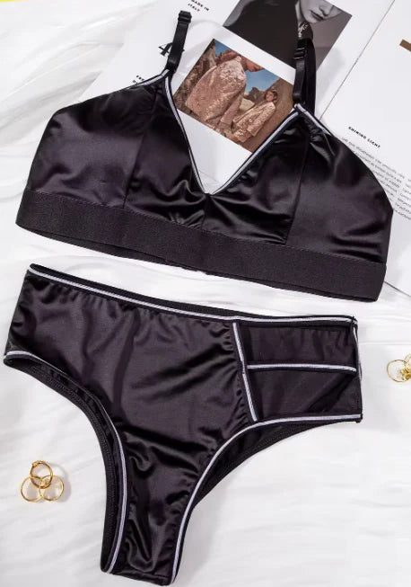 Seamless Silk Bra With Panty Set - 7474